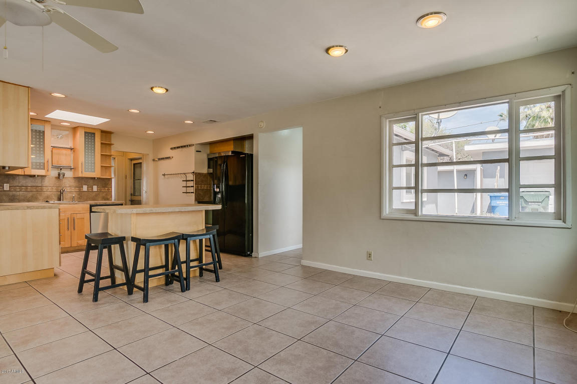810 E Palmaire Ave, Phoenix, AZ 85020 photo 22