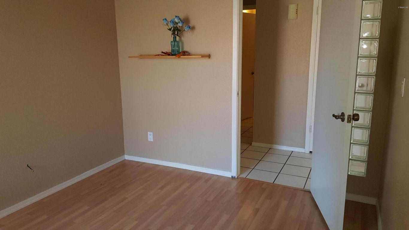 2107 E Hearn Rd, Phoenix, AZ 85022 photo 11