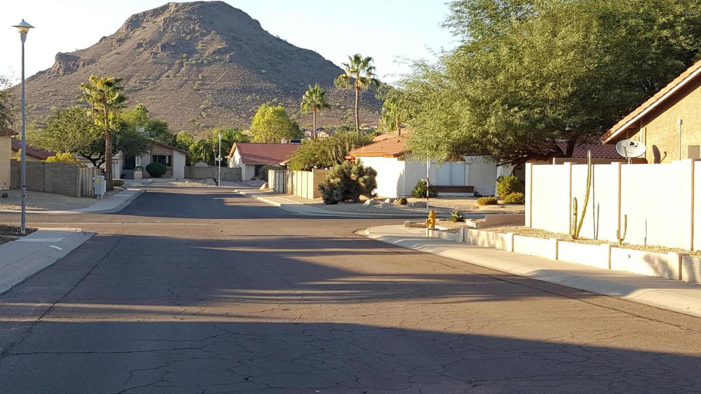 2107 E Hearn Rd, Phoenix, AZ 85022 photo 13