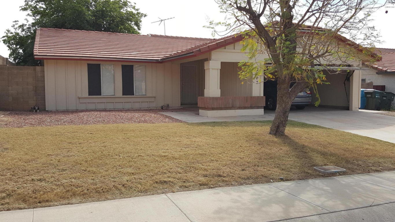2107 E Hearn Rd, Phoenix, AZ 85022 photo 1