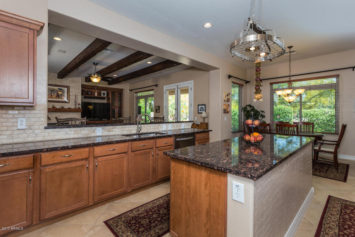 1353 E Macaw Ct, Gilbert, AZ 85297 photo 8