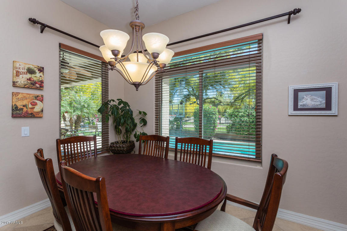 1353 E Macaw Ct, Gilbert, AZ 85297 photo 11