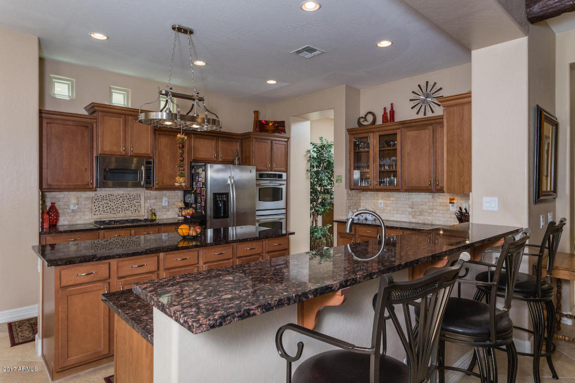 1353 E Macaw Ct, Gilbert, AZ 85297 photo 7