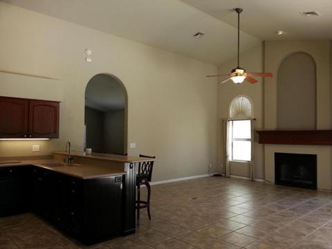 3519 E Tere St, Phoenix, AZ 85044 photo 4