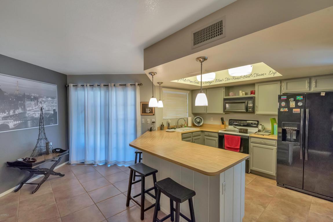 5206 E Coronado Cir, Phoenix, AZ 85044 photo 6