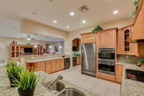 2439 E Stephens Rd, Gilbert, AZ 85296 photo 11