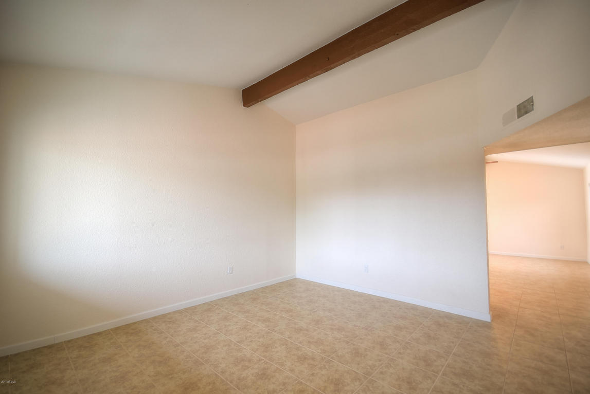 4736 E Apollo Rd, Phoenix, AZ 85042 photo 5