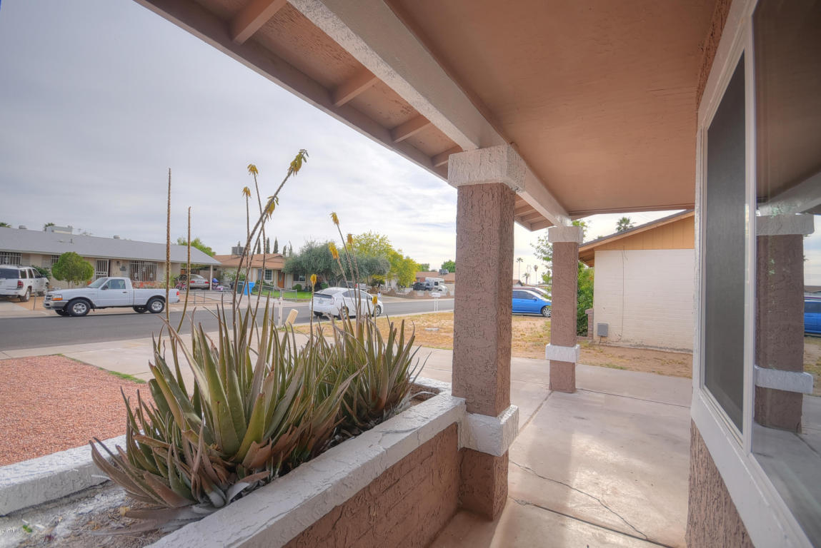 4736 E Apollo Rd, Phoenix, AZ 85042 photo 4