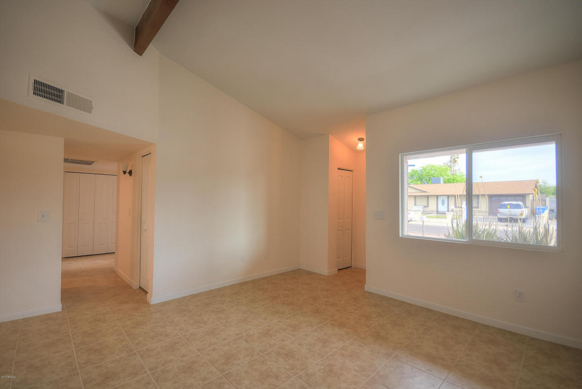 4736 E Apollo Rd, Phoenix, AZ 85042 photo 6