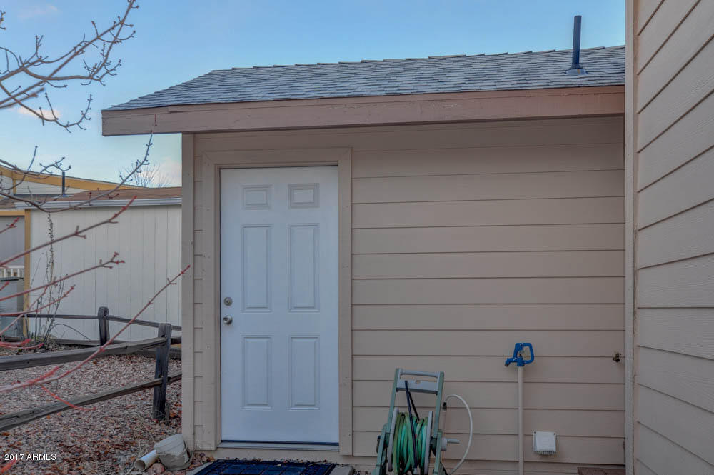 2226 Rodeo Rd, Overgaard, AZ 85933 photo 14