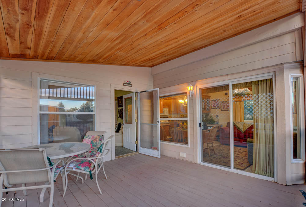 2226 Rodeo Rd, Overgaard, AZ 85933 photo 13