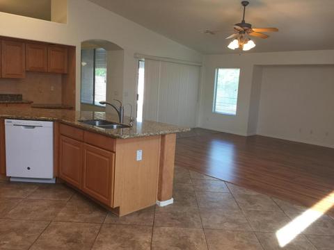 2047 S Reseda Ct, Gilbert, AZ 85295 photo 9