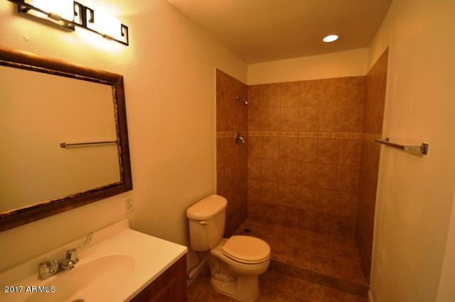 6913 W Wolf St, Phoenix, AZ 85033 photo 10