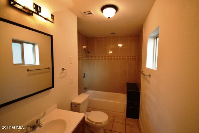 6913 W Wolf St, Phoenix, AZ 85033 photo 16