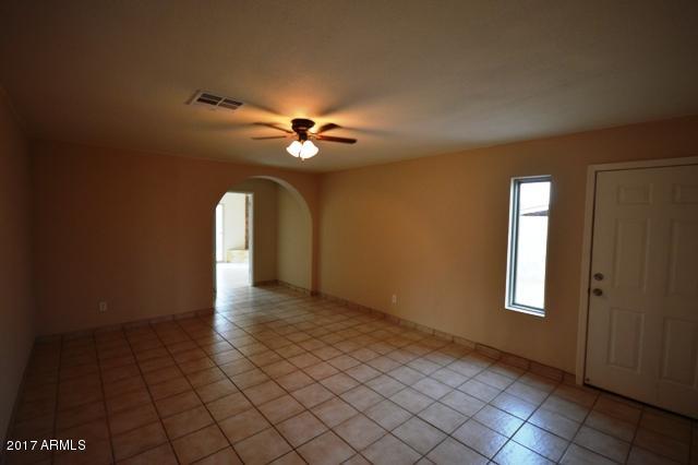 6913 W Wolf St, Phoenix, AZ 85033 photo 13
