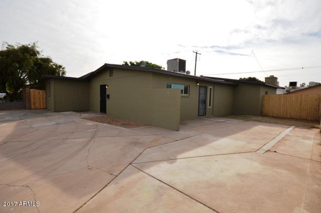 6913 W Wolf St, Phoenix, AZ 85033 photo 1