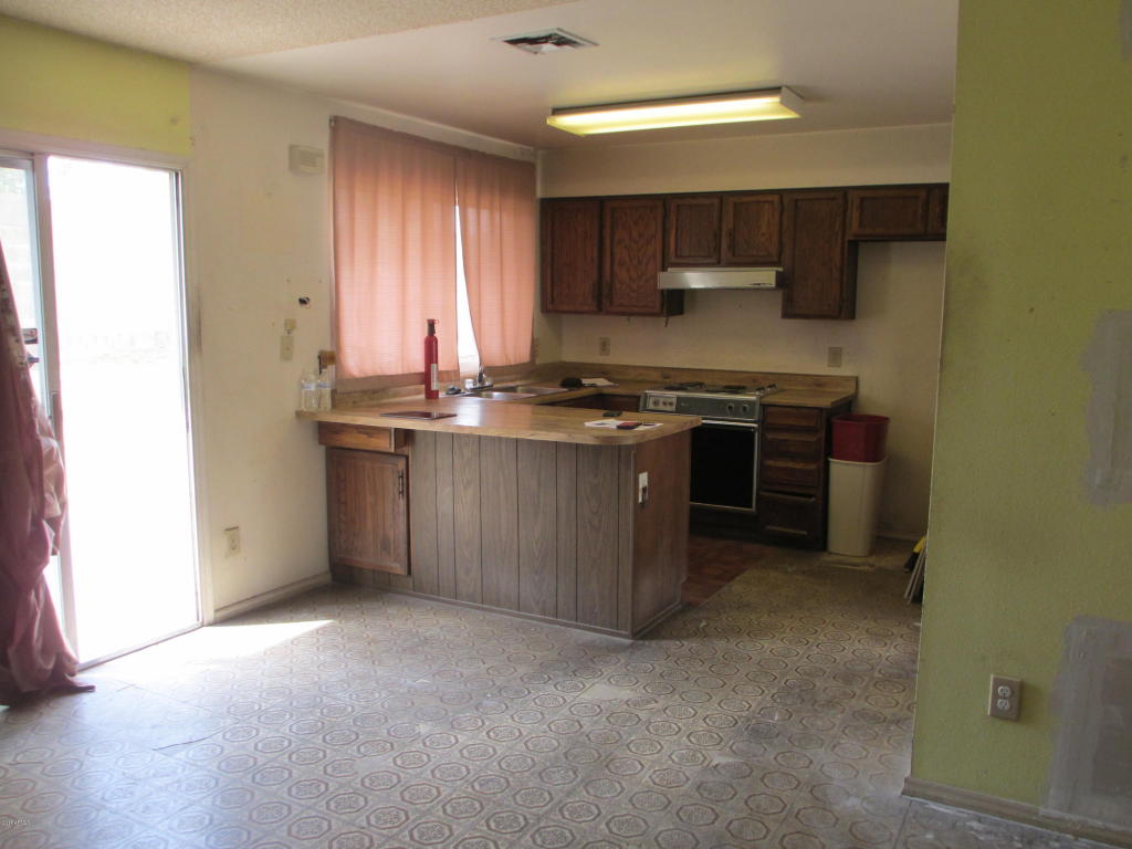 4731 E Pollack Ln, Phoenix, AZ 85042 photo 9