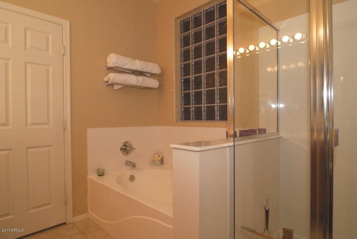 1836 E Parkside Ln, Phoenix, AZ 85024 photo 11