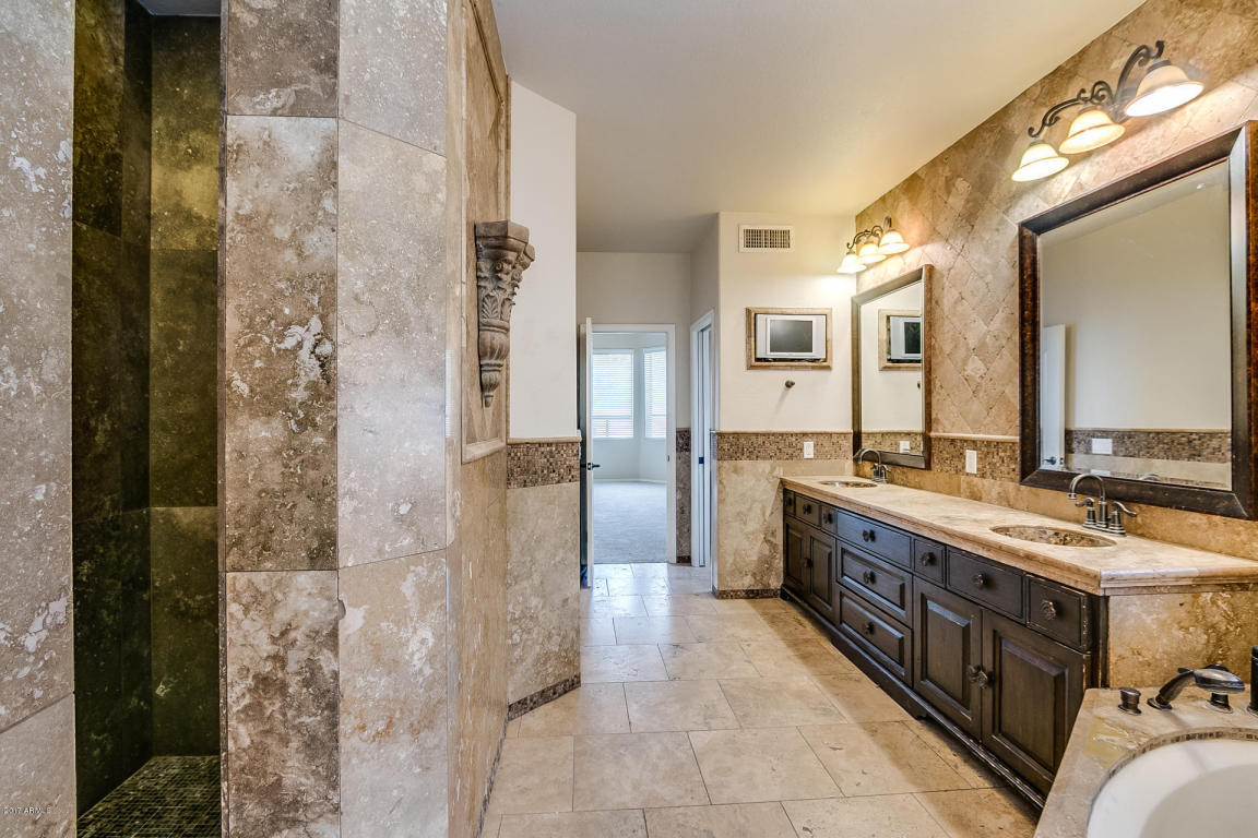 3876 E Washington Ct, Gilbert, AZ 85234 photo 24