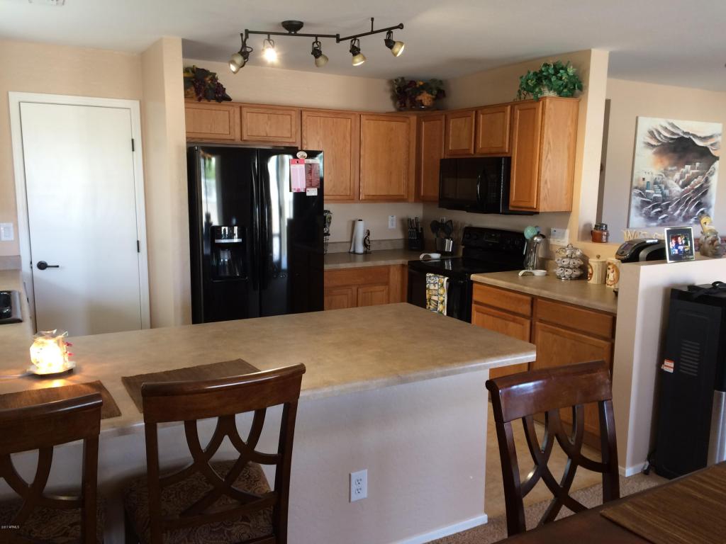 23768 N Greer Loop, Florence, AZ 85132 photo 2