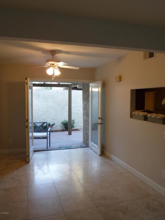 4537 E Rhonda Dr, Phoenix, AZ 85018 photo 9