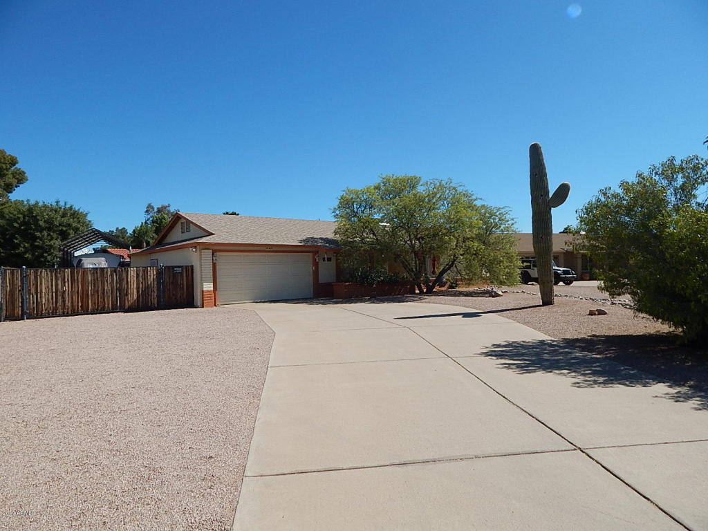 1340 E Garnet Cir, Mesa, AZ 85204 photo 1