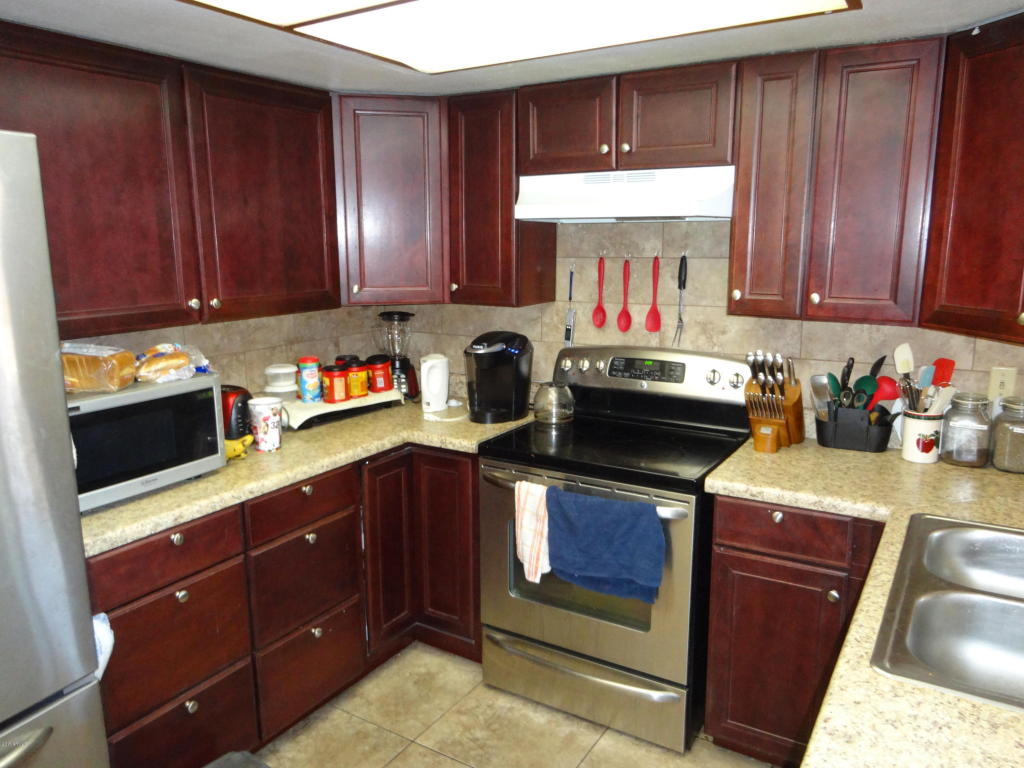 4765 N 65th Dr, Phoenix, AZ 85033 photo 8