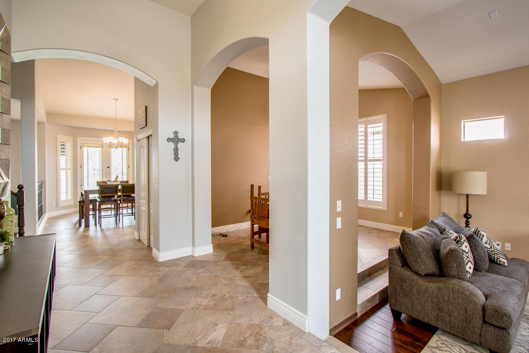 7361 E Rochelle Cir, Mesa, AZ 85207 photo 7