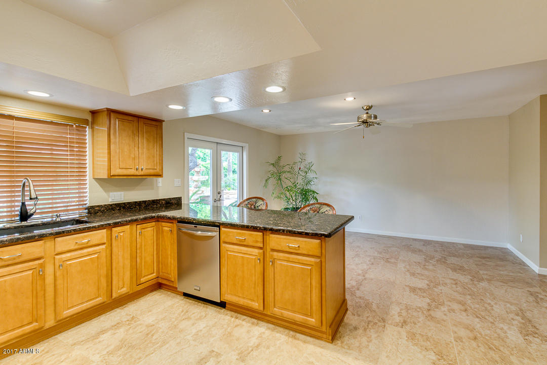 8211 N 2nd Ave, Phoenix, AZ 85021 photo 5