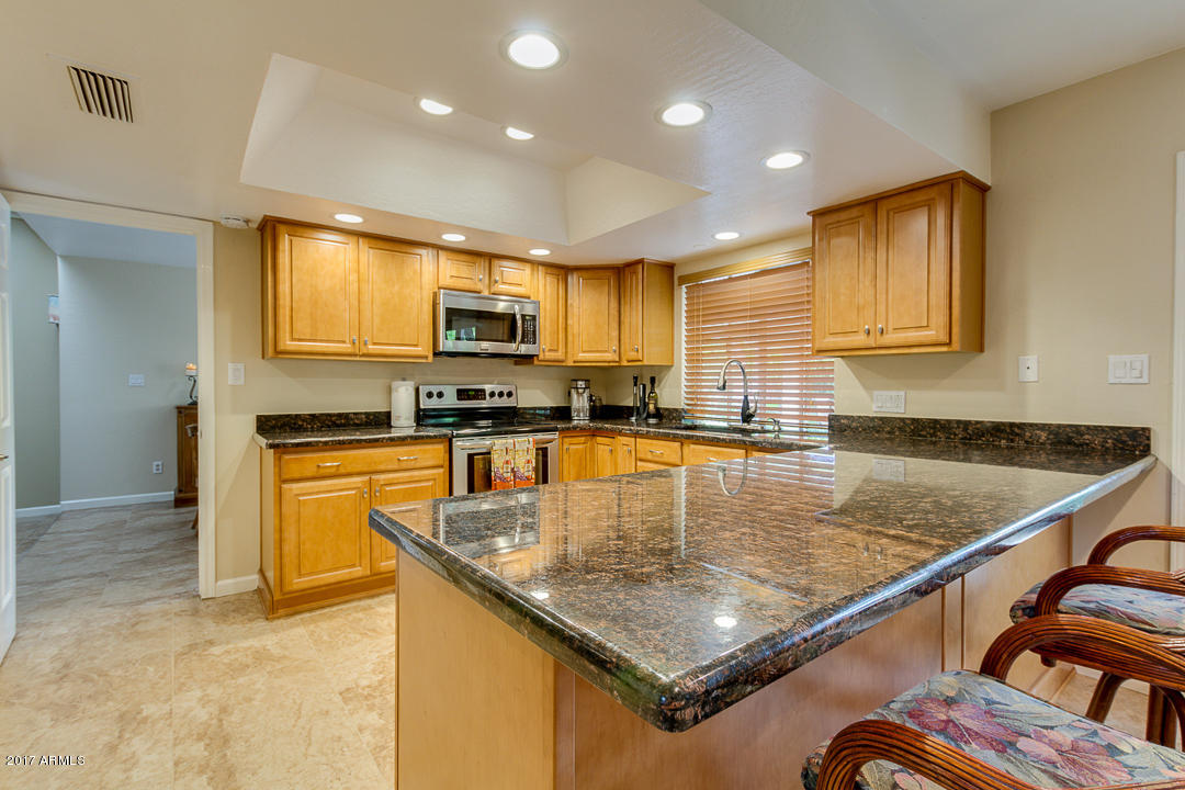 8211 N 2nd Ave, Phoenix, AZ 85021 photo 2