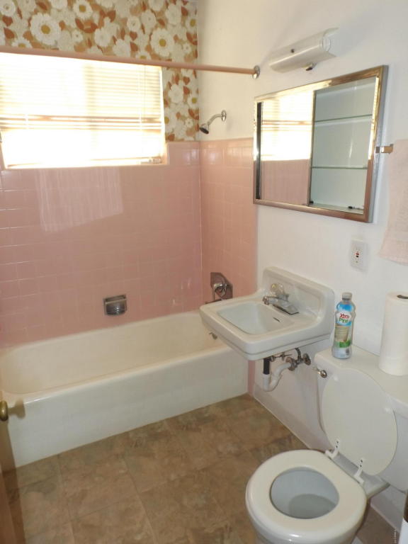 810 E Rovey Ave, Phoenix, AZ 85014 photo 5