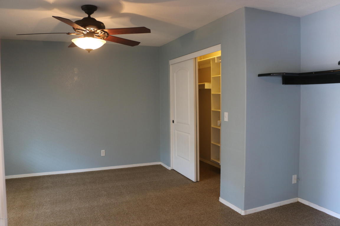 12445 S Wakial Loop, Phoenix, AZ 85044 photo 4