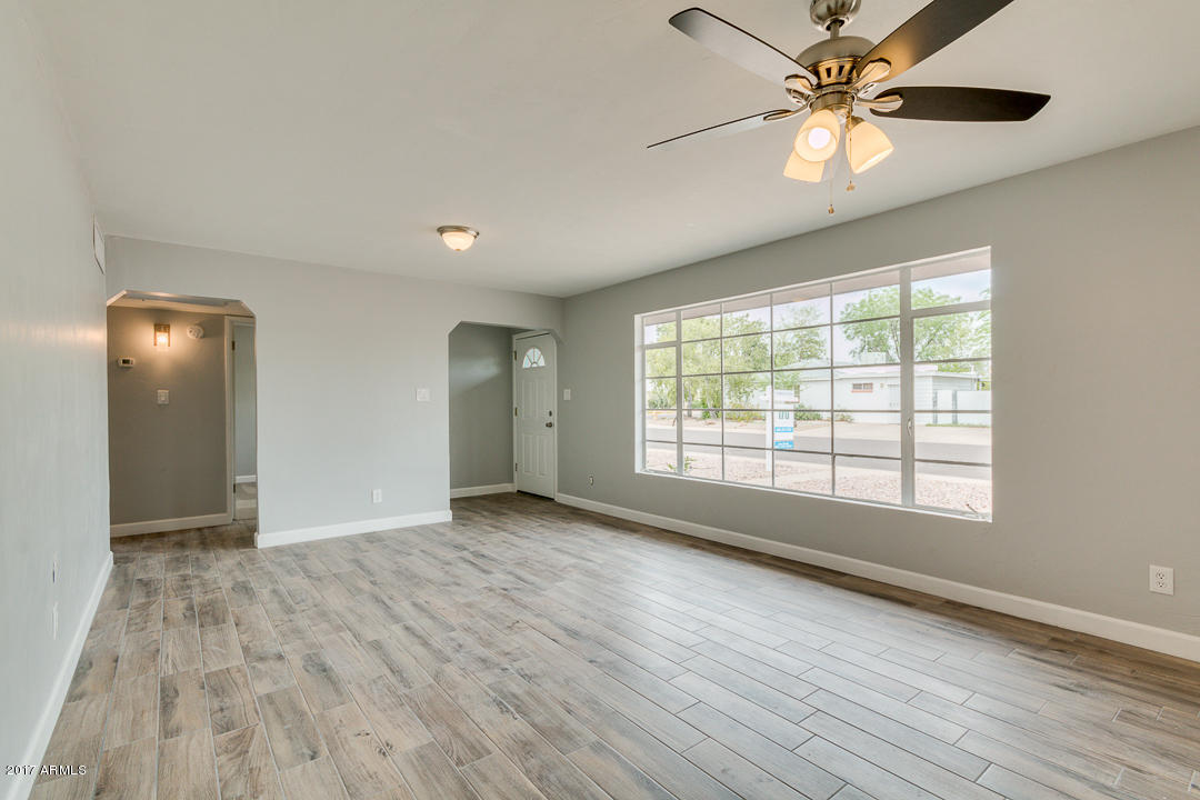 5614 N 20th Dr, Phoenix, AZ 85015 photo 4