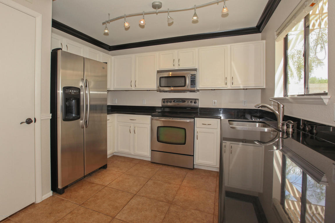 2133 E Robin Ln, Phoenix, AZ 85024 photo 16