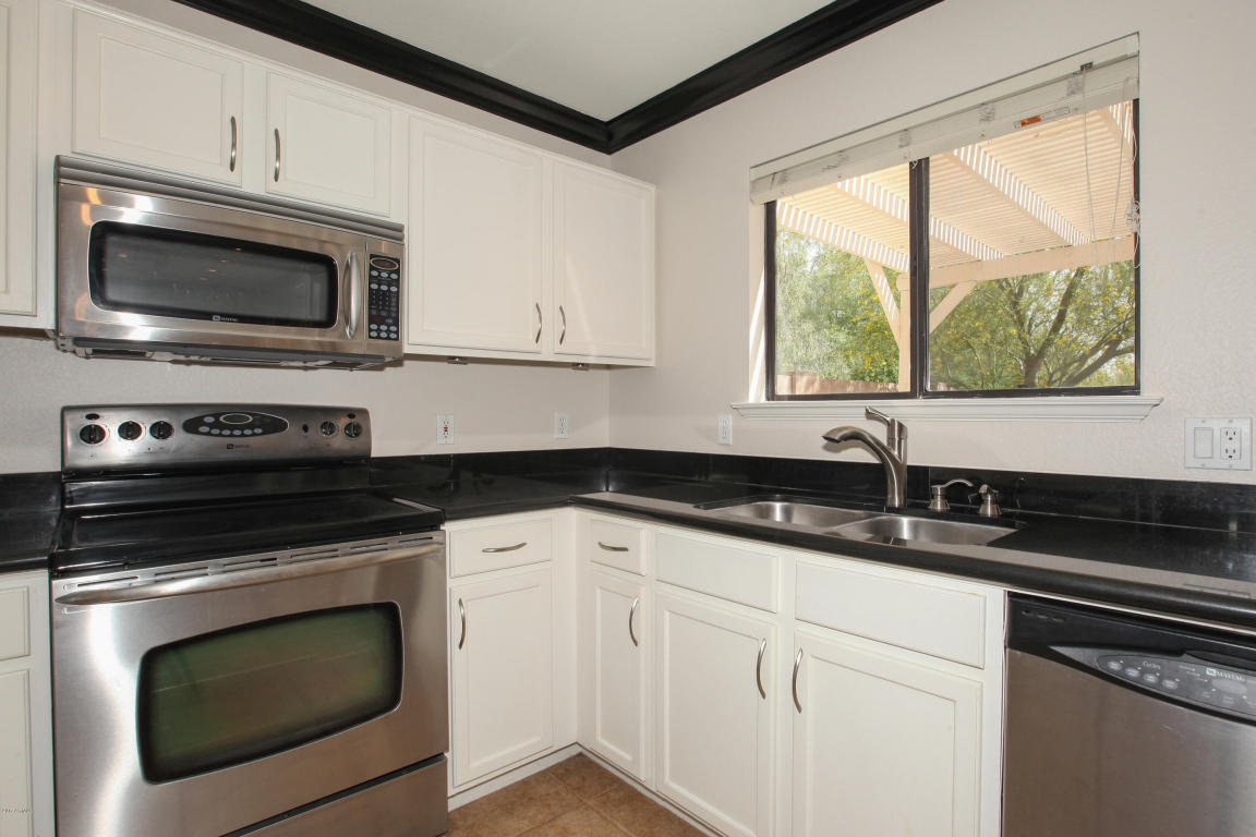 2133 E Robin Ln, Phoenix, AZ 85024 photo 18