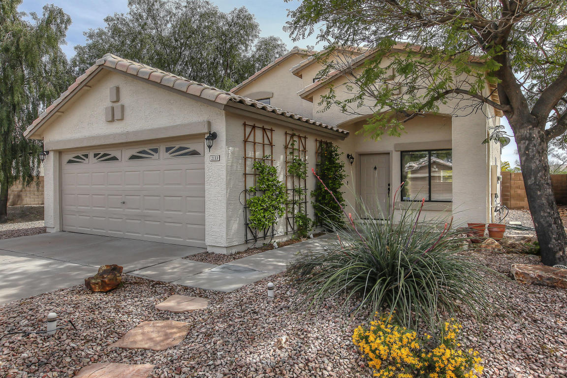 2133 E Robin Ln, Phoenix, AZ 85024 photo 1