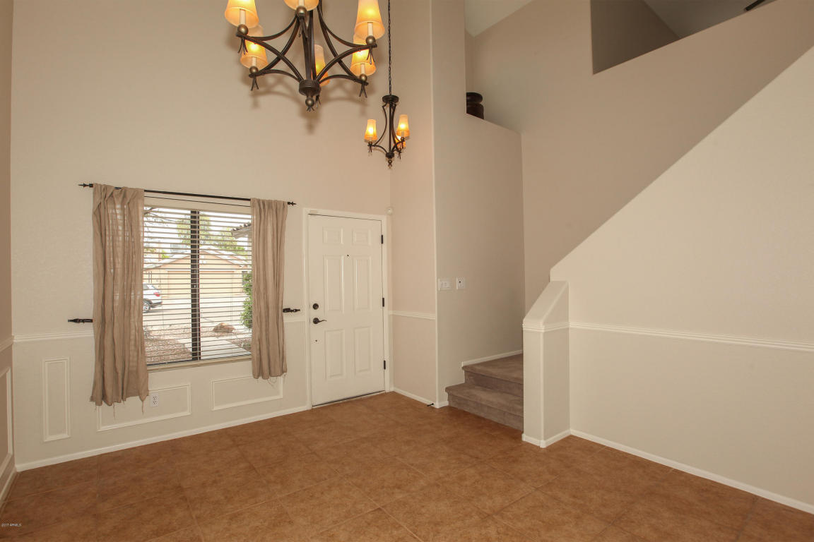 2133 E Robin Ln, Phoenix, AZ 85024 photo 6