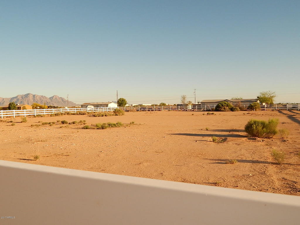 3327 E Batten Rd, Eloy, AZ 85131 photo 3
