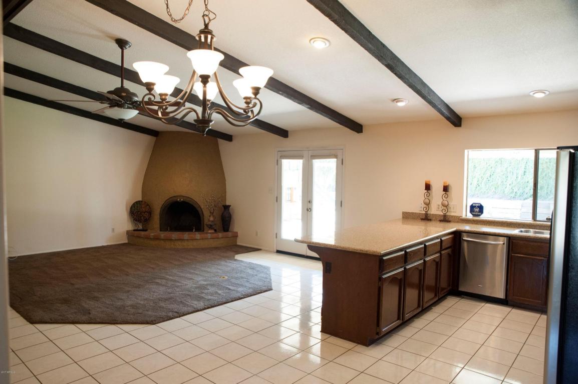 115 E Paradise Ln, Phoenix, AZ 85022 photo 5