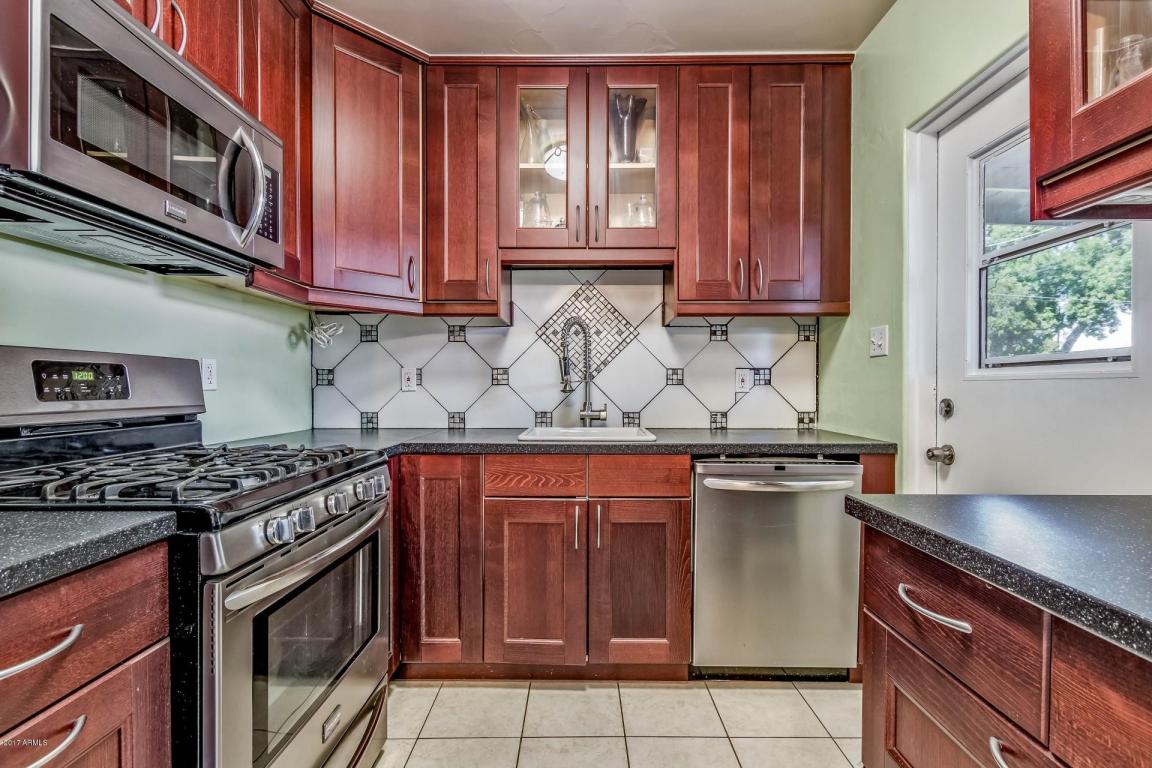 902 E Montebello Ave, Phoenix, AZ 85014 photo 6