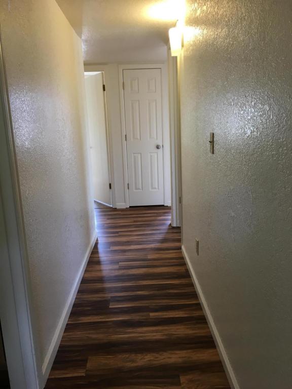 689 E Hondo Ave, Apache Junction, AZ 85119 photo 4