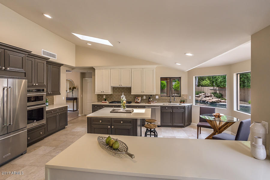 4040 E Solano Dr, Phoenix, AZ 85018 photo 8
