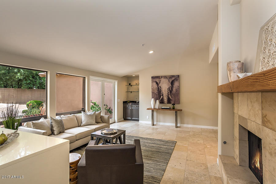 4040 E Solano Dr, Phoenix, AZ 85018 photo 9