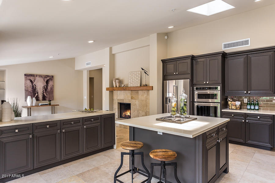 4040 E Solano Dr, Phoenix, AZ 85018 photo 5