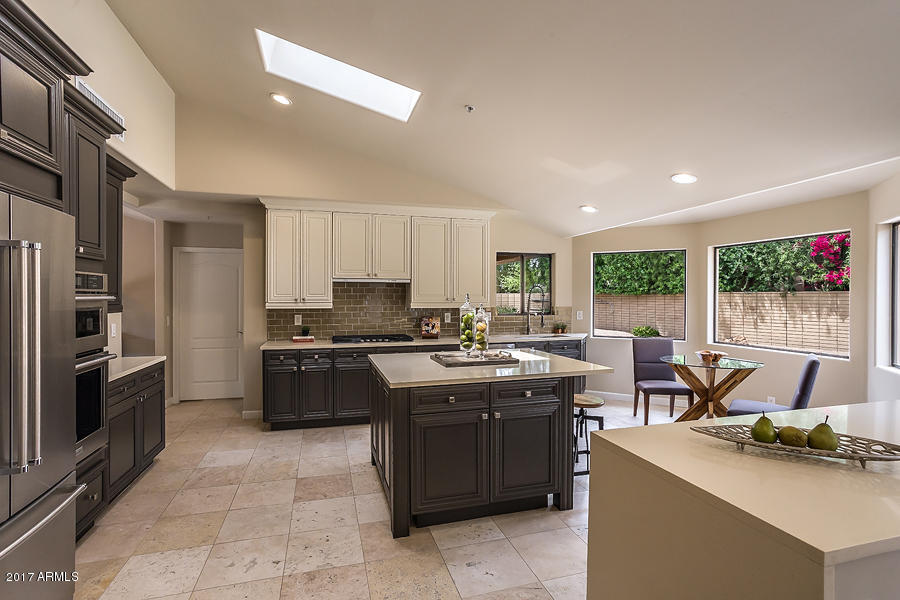 4040 E Solano Dr, Phoenix, AZ 85018 photo 7