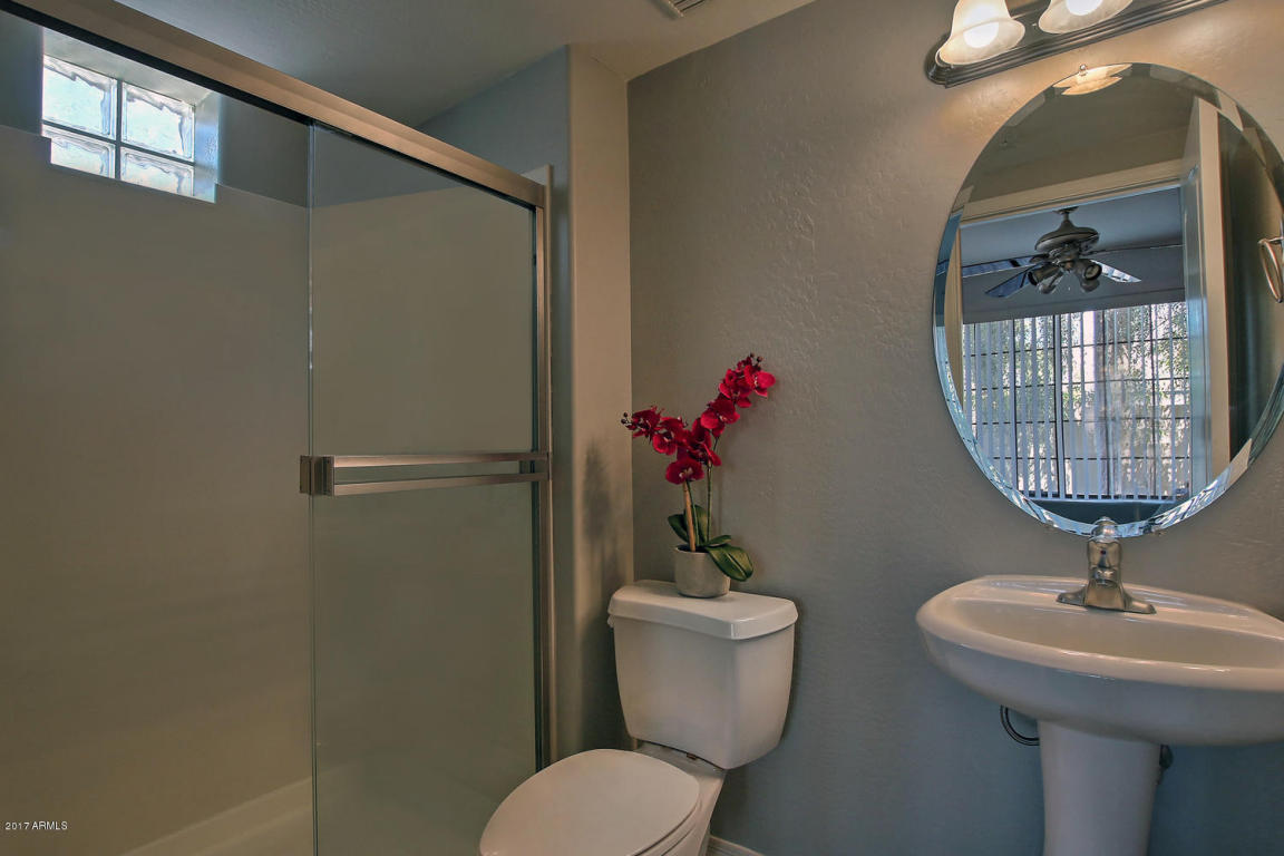 3458 E Avalon Dr, Phoenix, AZ 85018 photo 25