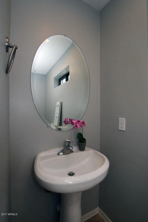 3458 E Avalon Dr, Phoenix, AZ 85018 photo 11