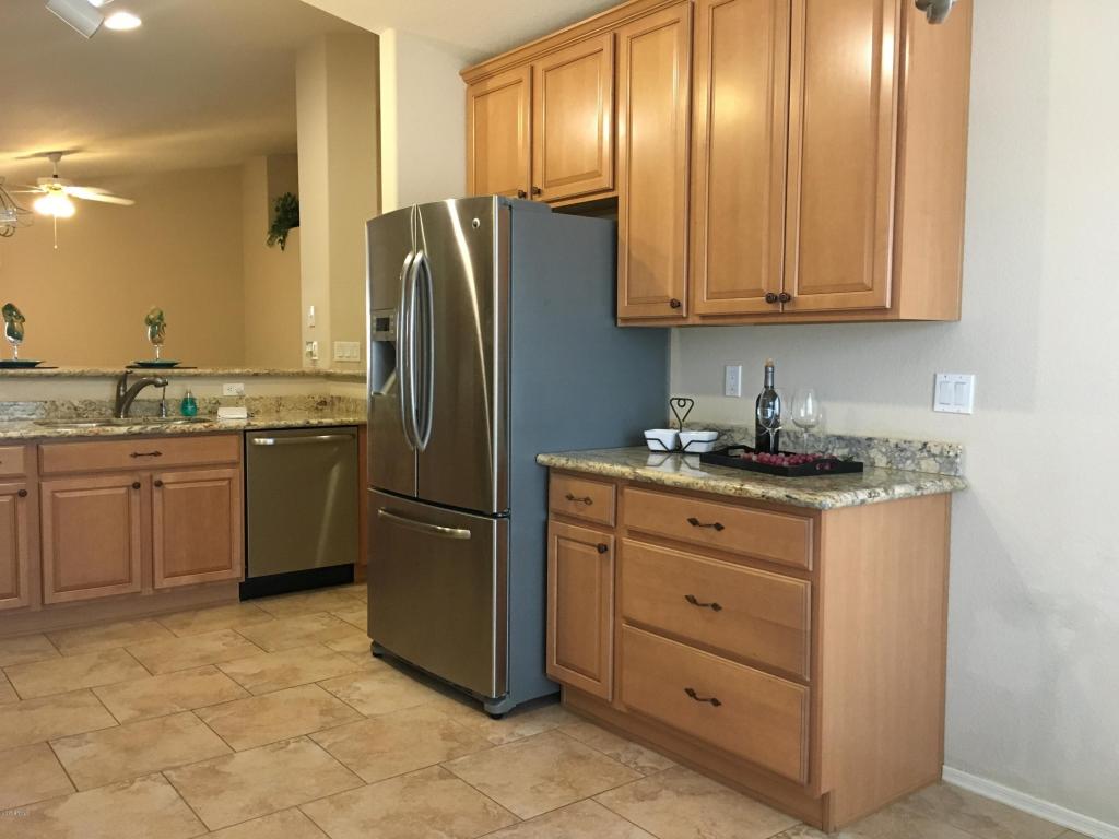 1671 E Amber Ln, Gilbert, AZ 85296 photo 8