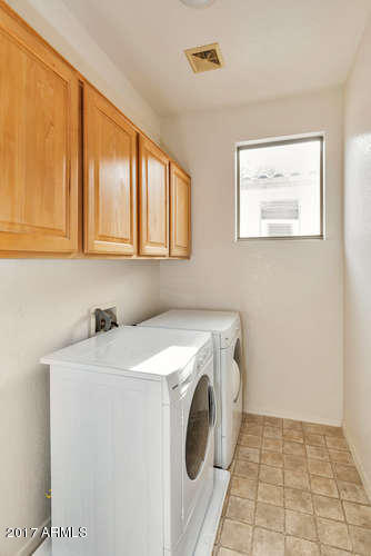 3640 E Sebastian Ln, Gilbert, AZ 85297 photo 17
