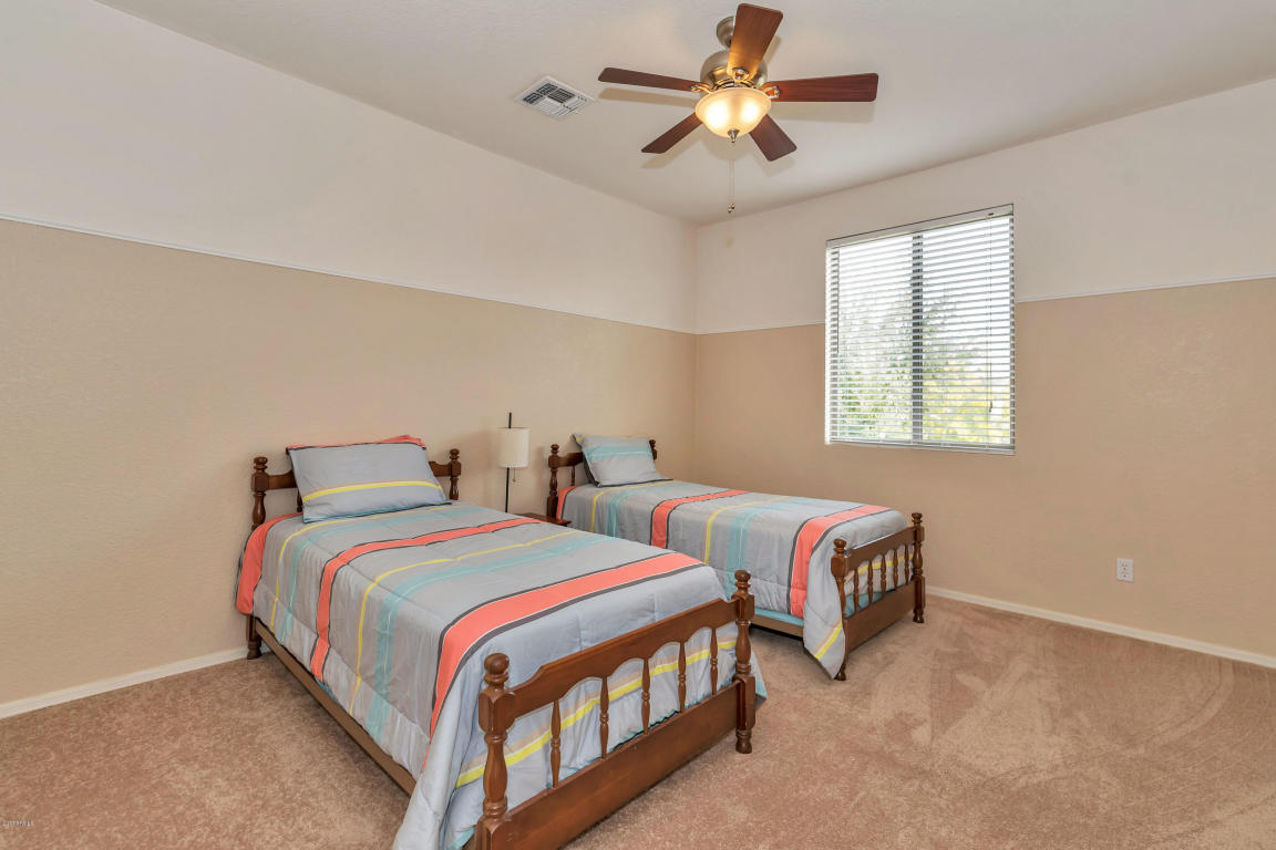 3640 E Sebastian Ln, Gilbert, AZ 85297 photo 12
